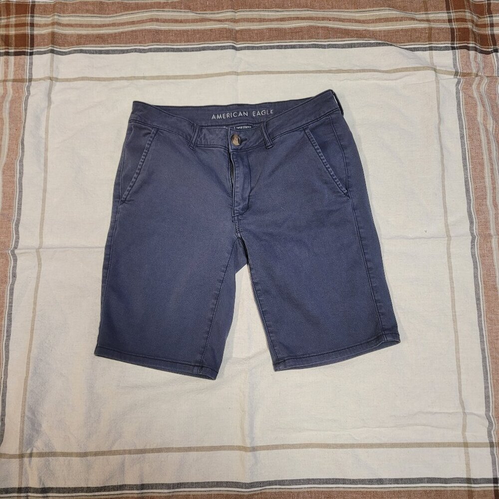 Bermuda navy American Eagle shorts size 6